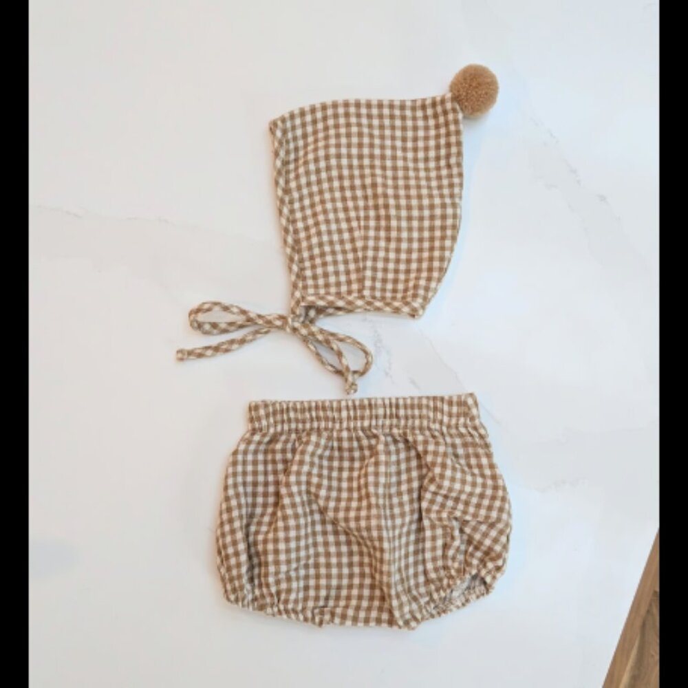 Quincy Mae Pom Pixie Hat and Woven Bloomers in Honey Gingham